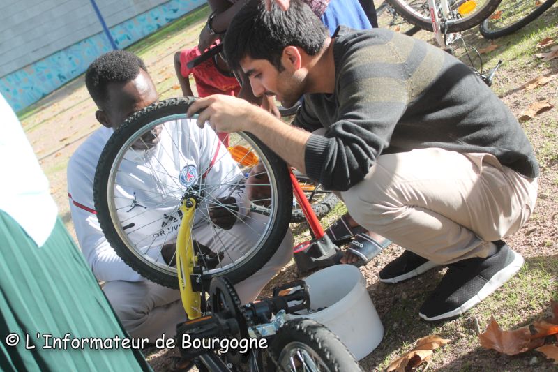 Montceau - Apprendre à réparer son vélo, retour des ateliers - L'infoRmateur de Bourgogne